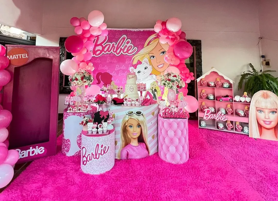 Princess Barbie Cake / Bolo Barbie Princesa, A cake featuri…
